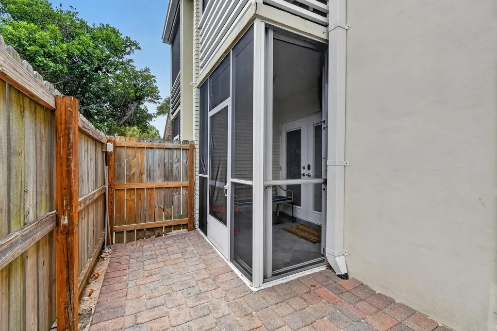 11521 Landing Place North Palm Beach FL 33408