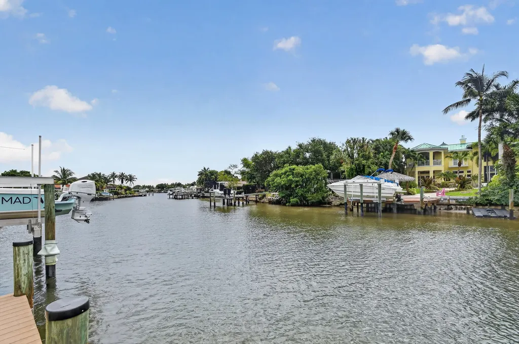 11521 Landing Place North Palm Beach FL 33408