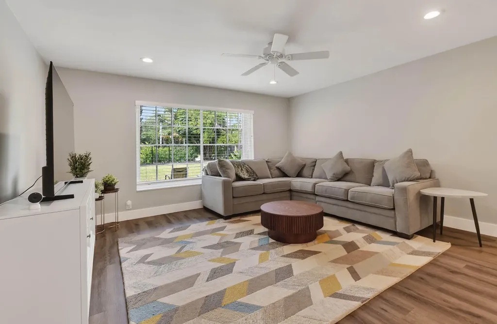 11521 Landing Place North Palm Beach FL 33408