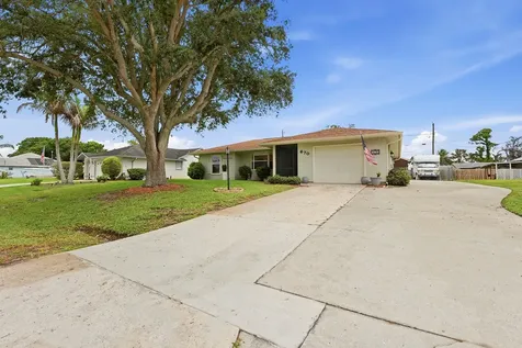 670 Nobles Street Sebastian FL 32958
