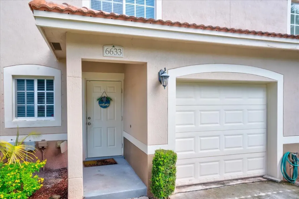 6633 Old Farm Trail Boynton Beach FL 33437