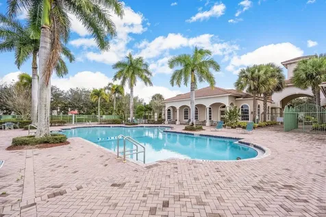 6633 Old Farm Trail Boynton Beach FL 33437