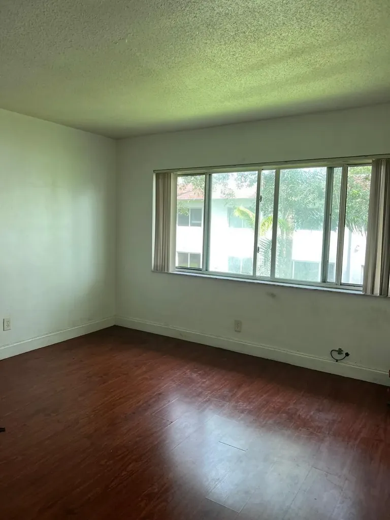 151 SE 6th Avenue Pompano Beach FL 33060
