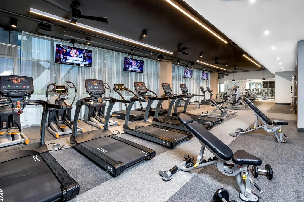240 NW 25th Street Miami FL 33127