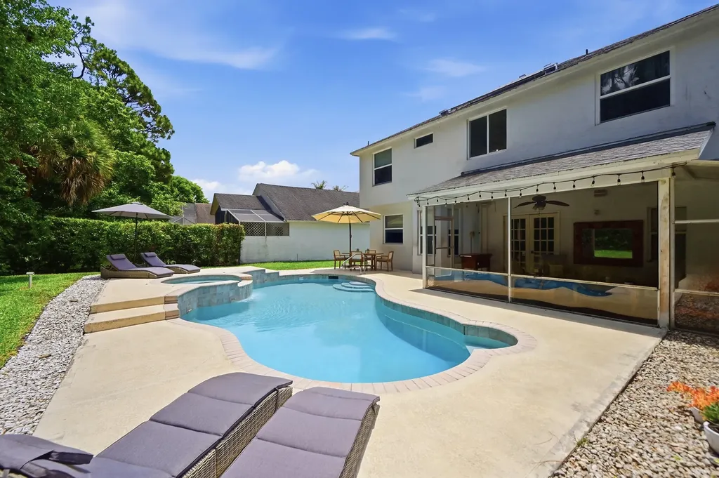 15073 Oak Chase Court Wellington FL 33414