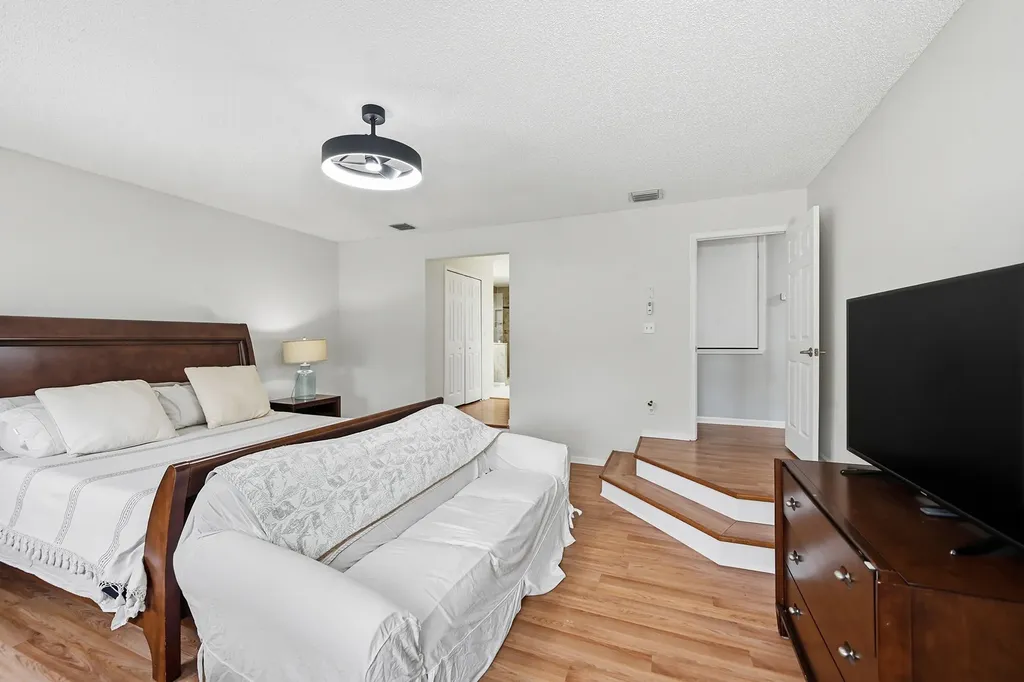 15073 Oak Chase Court Wellington FL 33414