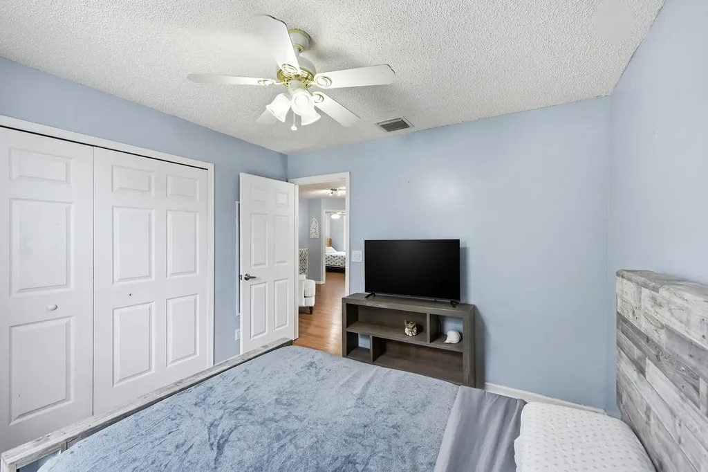15073 Oak Chase Court Wellington FL 33414