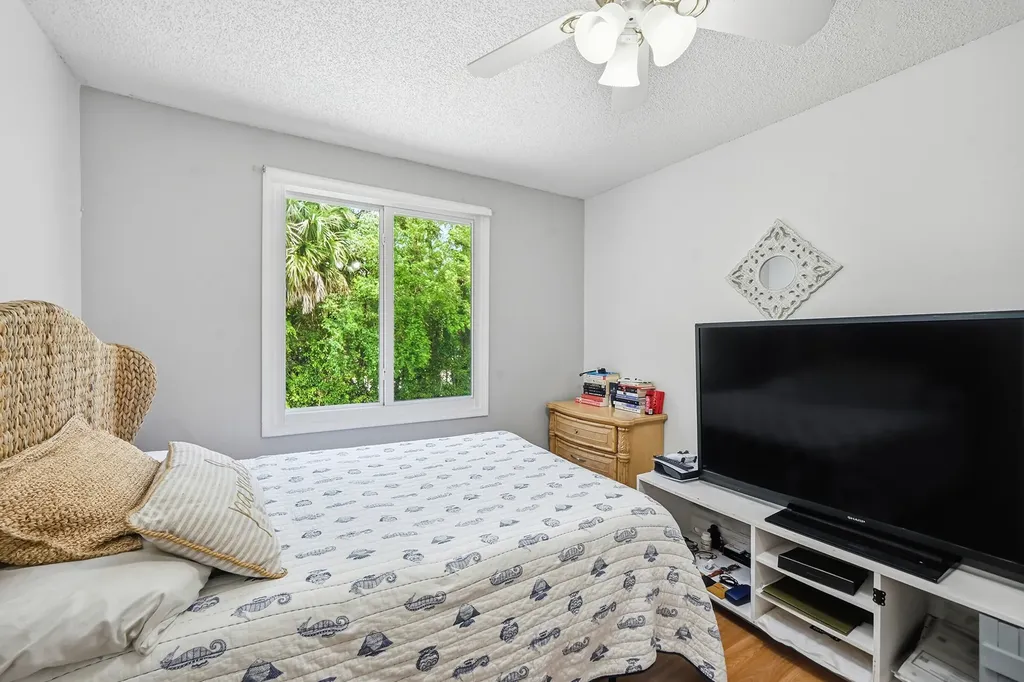 15073 Oak Chase Court Wellington FL 33414