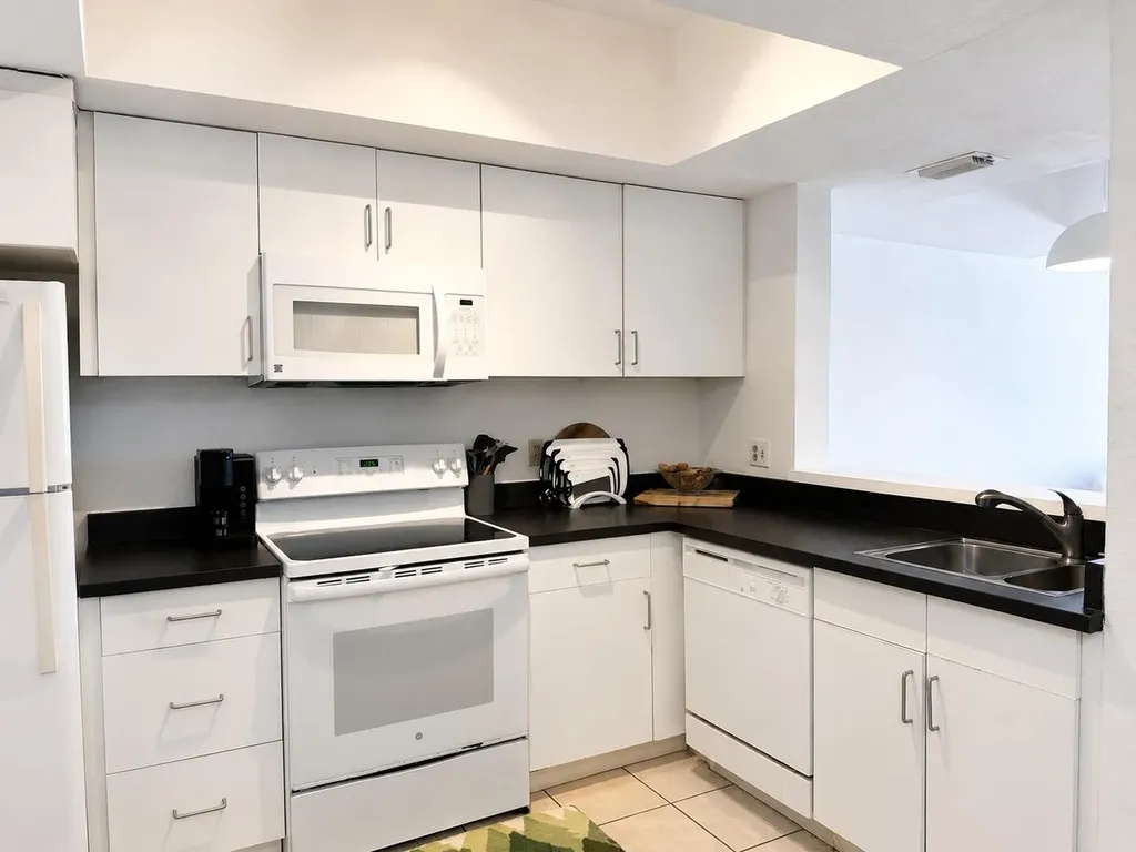 711 SW 148th Avenue Sunrise FL 33325