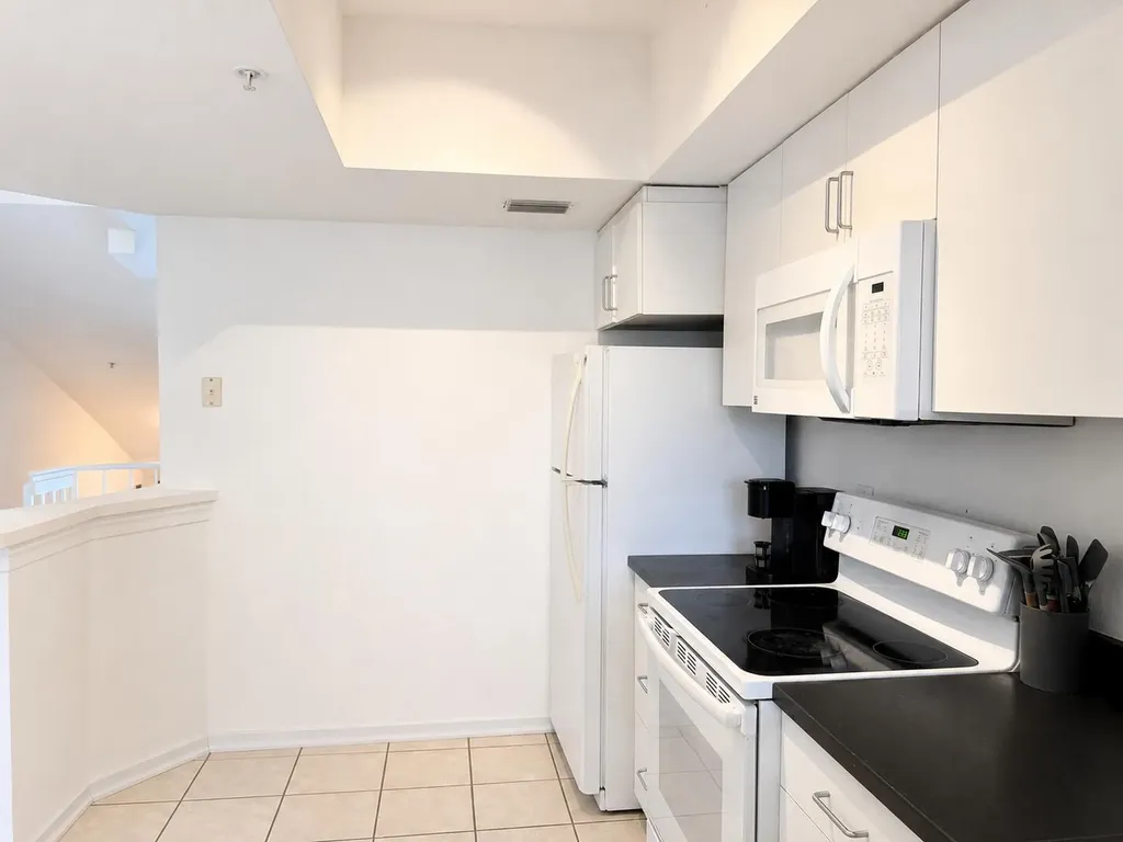 711 SW 148th Avenue Sunrise FL 33325