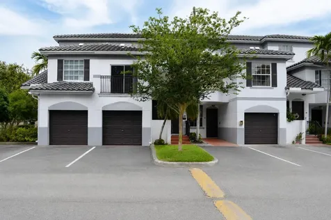 711 SW 148th Avenue Sunrise FL 33325