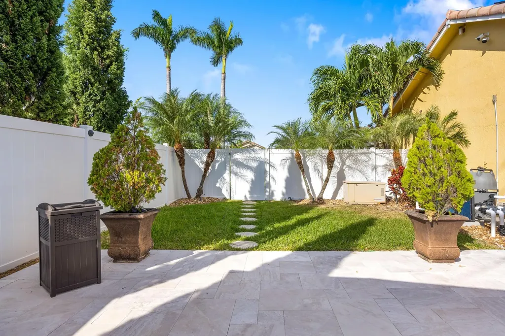 22071 Martella Avenue Boca Raton FL 33433