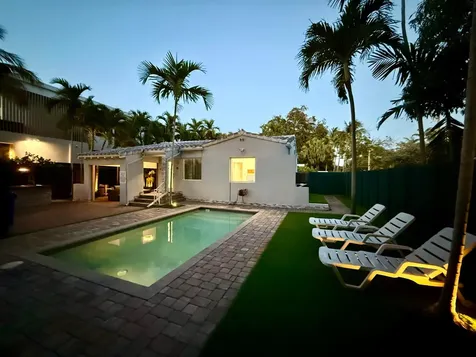 700 NE 17th Way Fort Lauderdale FL 33304