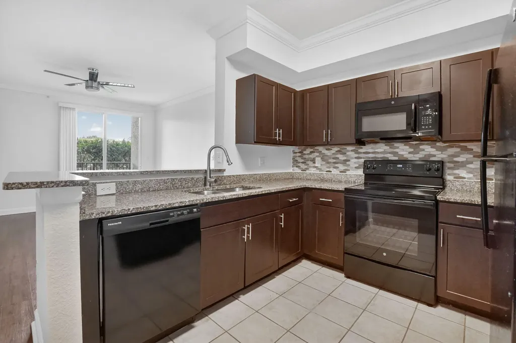 15085 Michelangelo Boulevard Delray Beach FL 33446
