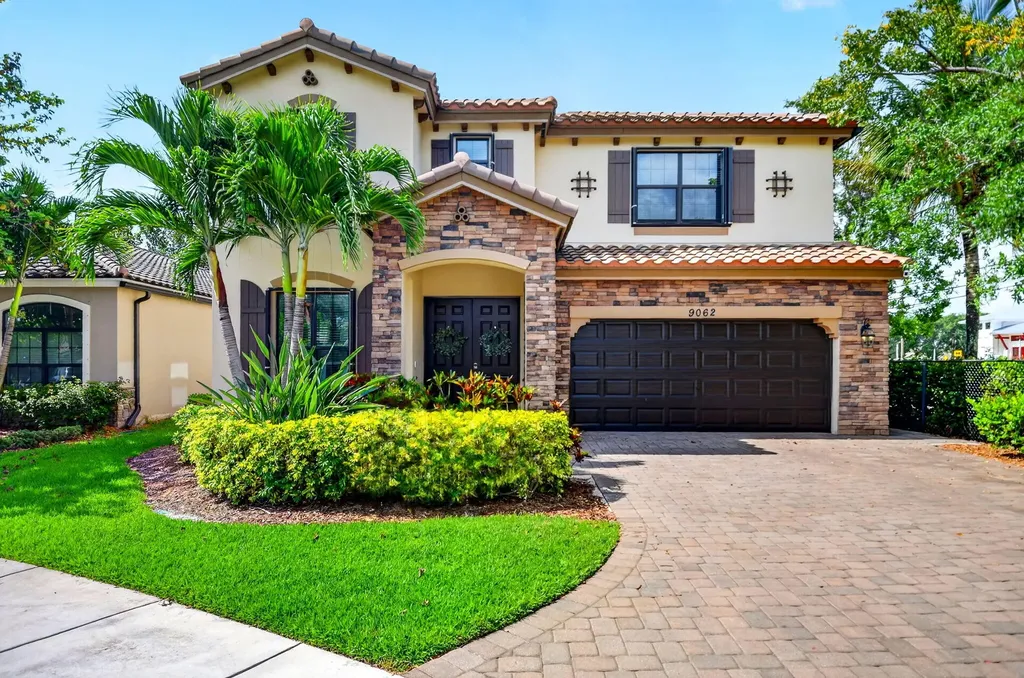 9062 Gulf Cove Drive Wellington FL 33467