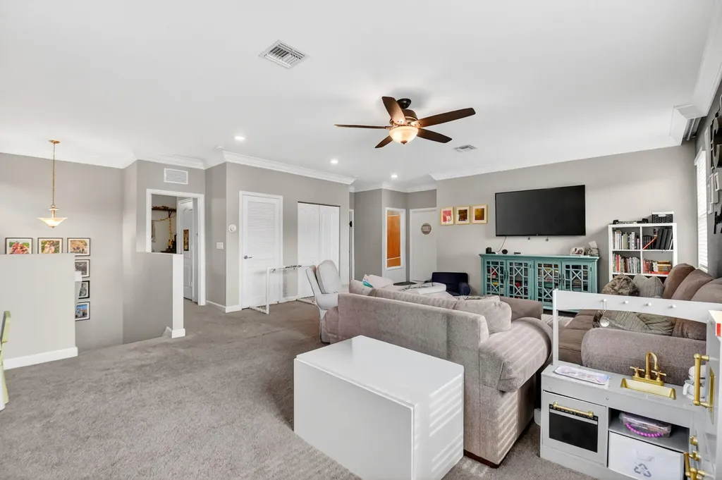 9062 Gulf Cove Drive Wellington FL 33467