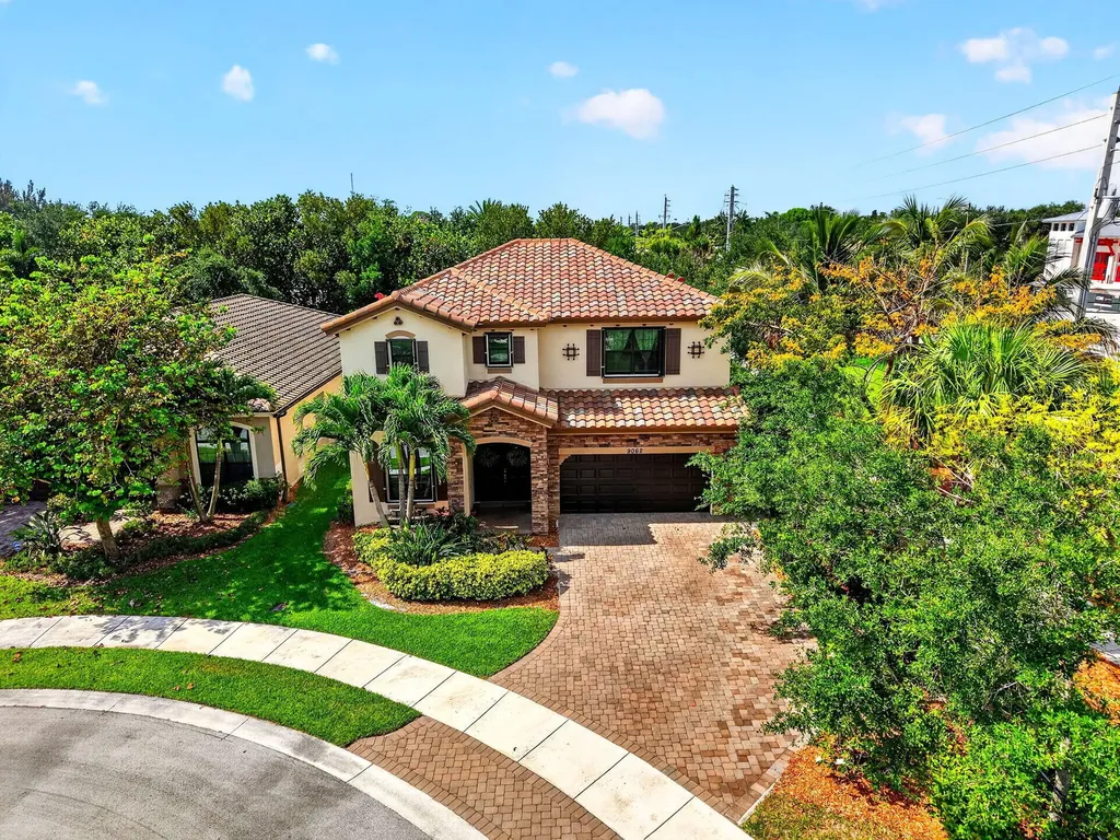9062 Gulf Cove Drive Wellington FL 33467