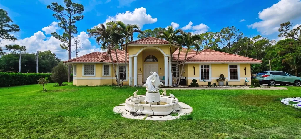 15056 Temple Boulevard The Acreage FL 33470