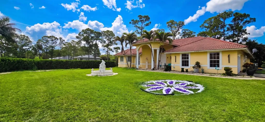 15056 Temple Boulevard The Acreage FL 33470