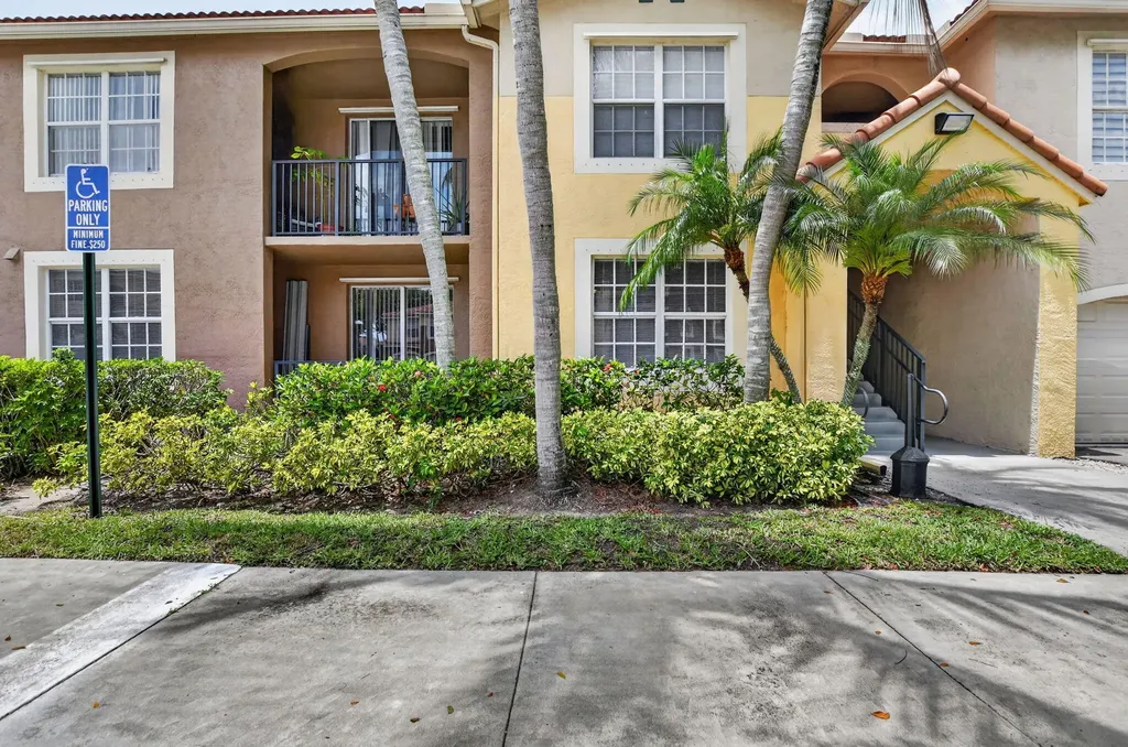 15085 Michelangelo Boulevard Delray Beach FL 33446