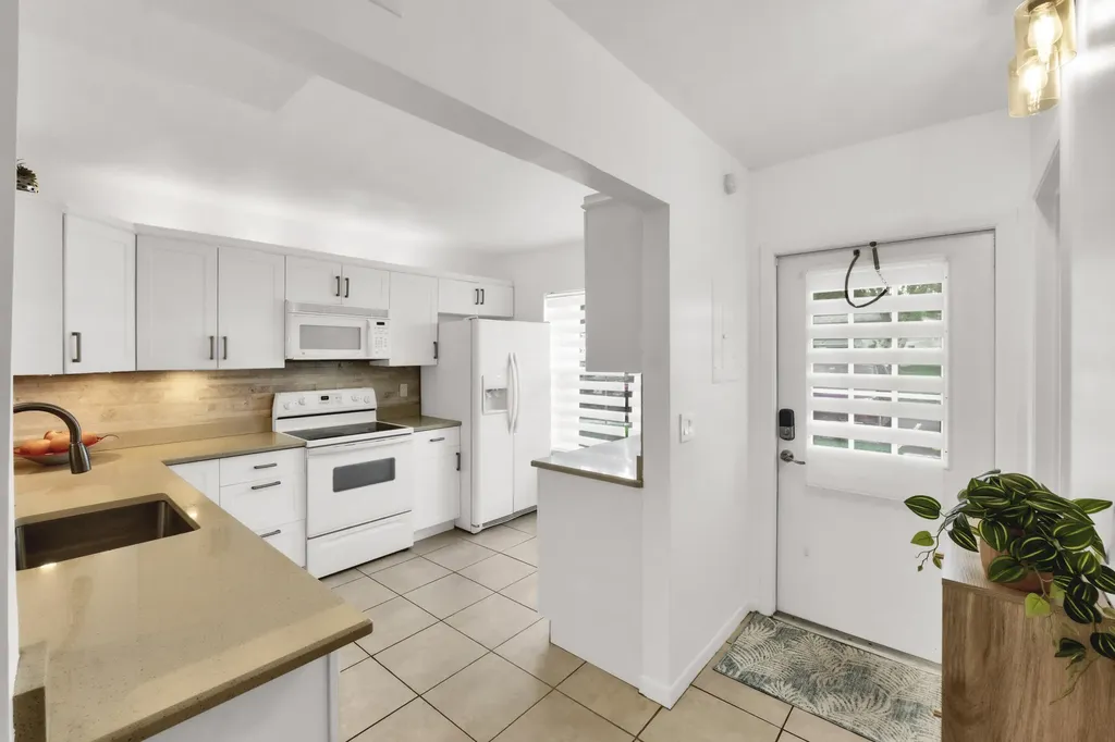 3714 Savoy Lane West Palm Beach FL 33417