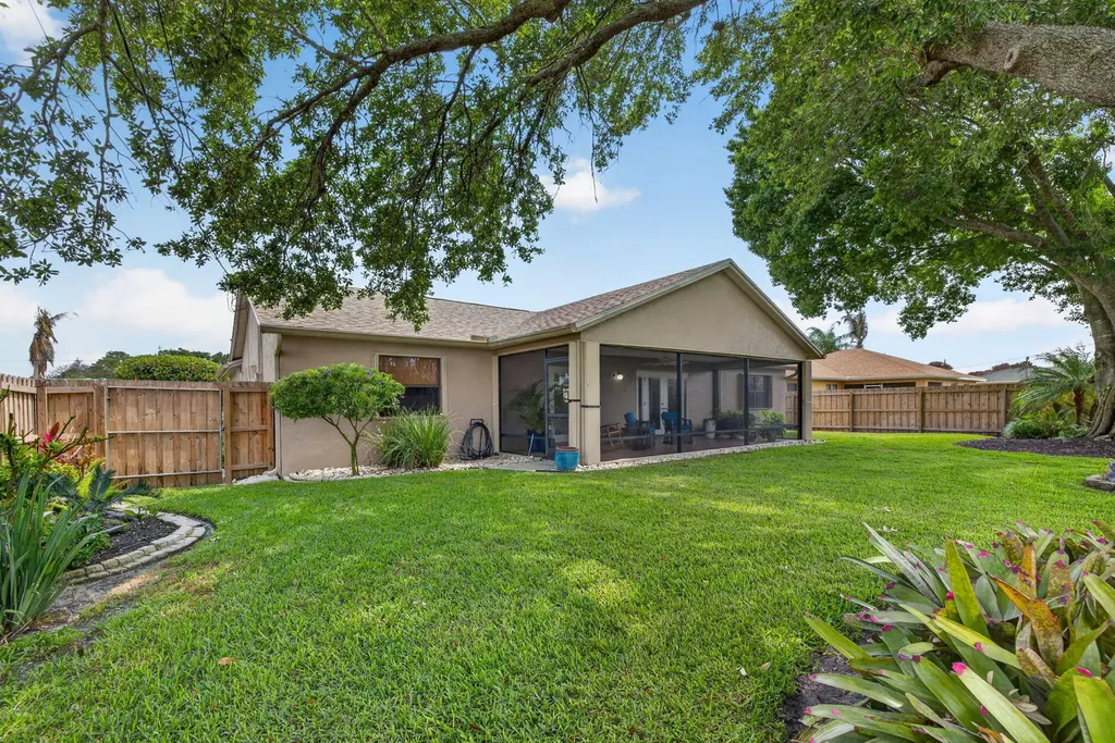 6771 NW Abigail Avenue Port St Lucie FL 34983