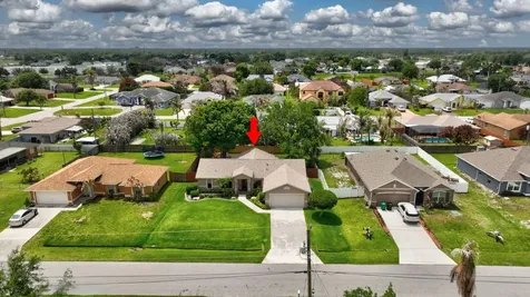 6771 NW Abigail Avenue Port St Lucie FL 34983