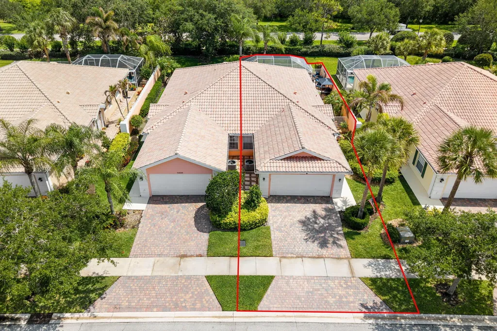 10695 SW Hartwick Drive Port St Lucie FL 34987