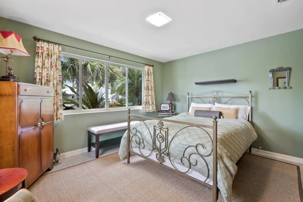 440 Jupiter Lane Juno Beach FL 33408