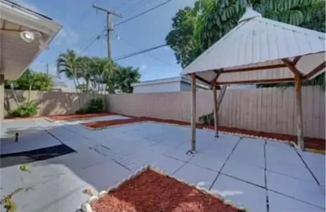 952 30th Street West Palm Beach FL 33407
