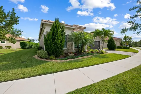 12110 Bastille Circle E Parkland FL 33076