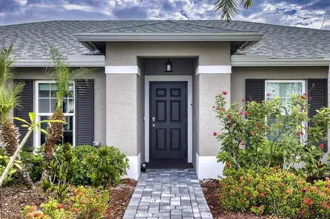 375 SW Vista Lake Drive Port St Lucie FL 34953