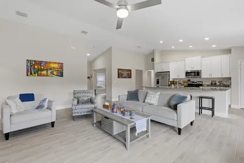 375 SW Vista Lake Drive Port St Lucie FL 34953