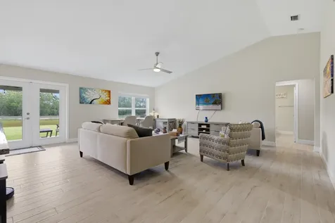 375 SW Vista Lake Drive Port St Lucie FL 34953