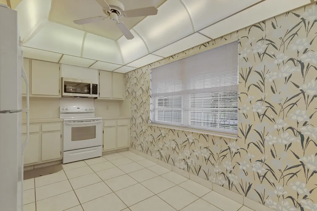 804 Cypress Grove Lane Pompano Beach FL 33069