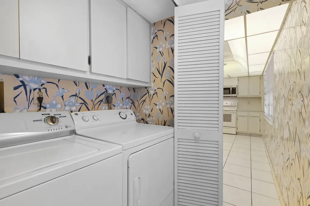 804 Cypress Grove Lane Pompano Beach FL 33069