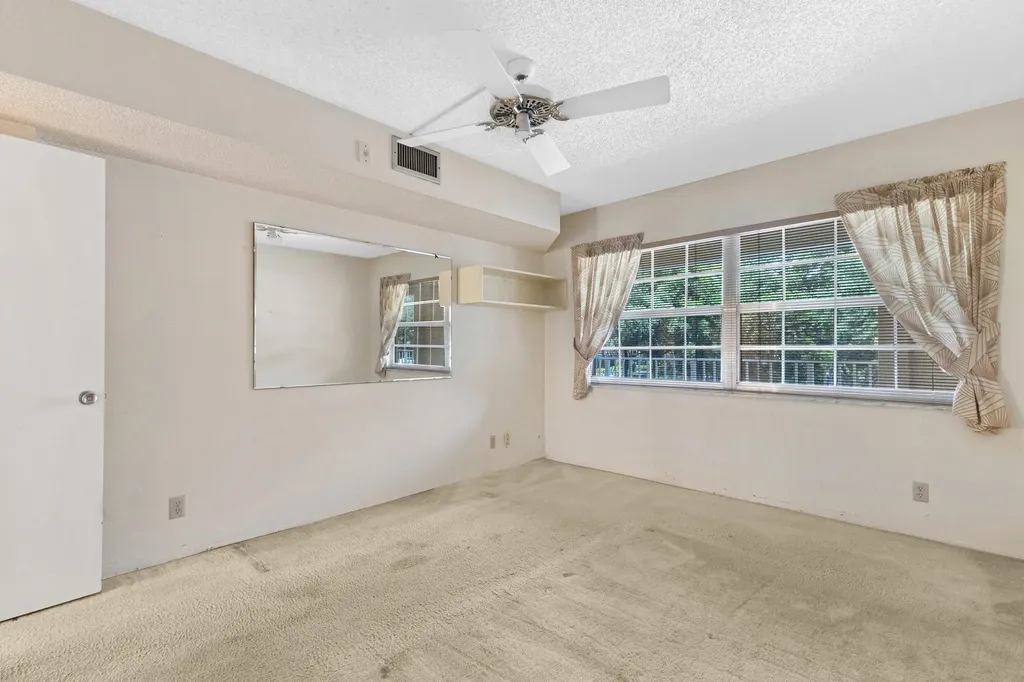 804 Cypress Grove Lane Pompano Beach FL 33069
