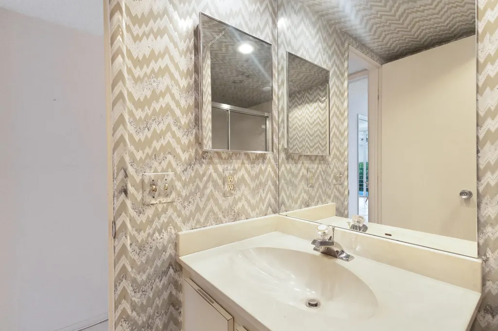 804 Cypress Grove Lane Pompano Beach FL 33069