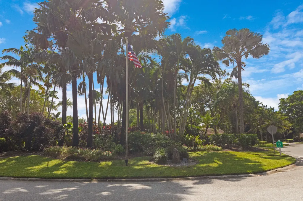 804 Cypress Grove Lane Pompano Beach FL 33069