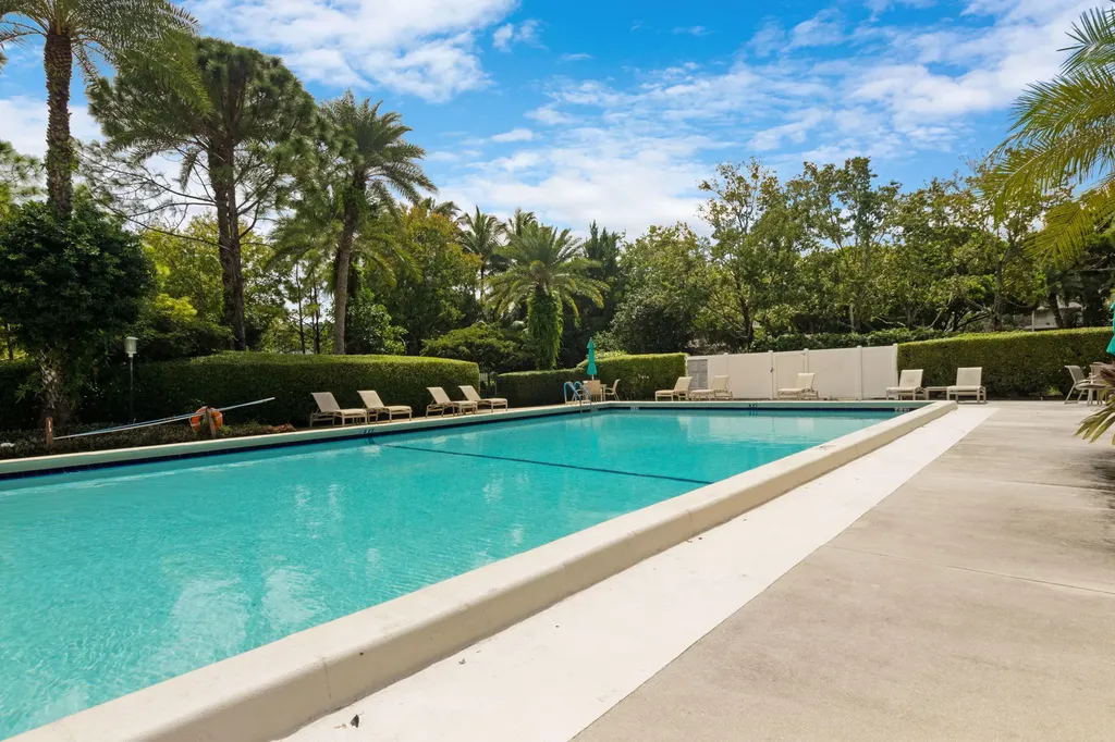 804 Cypress Grove Lane Pompano Beach FL 33069