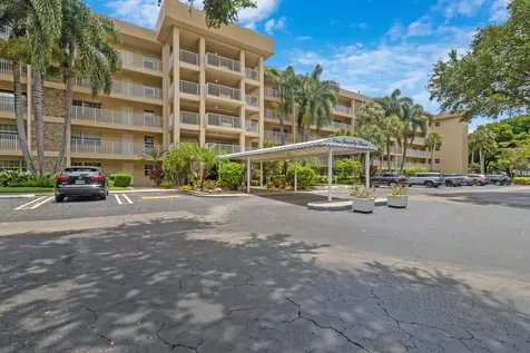 804 Cypress Grove Lane Pompano Beach FL 33069
