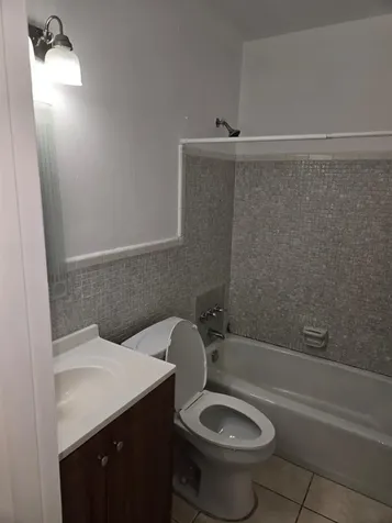 230 SW 11th Avenue Hallandale Beach FL 33009
