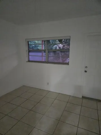 230 SW 11th Avenue Hallandale Beach FL 33009