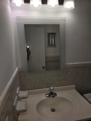 230 SW 11th Avenue Hallandale Beach FL 33009