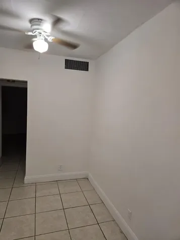 230 SW 11th Avenue Hallandale Beach FL 33009