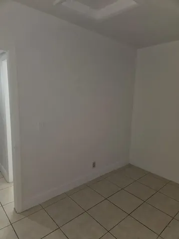 230 SW 11th Avenue Hallandale Beach FL 33009