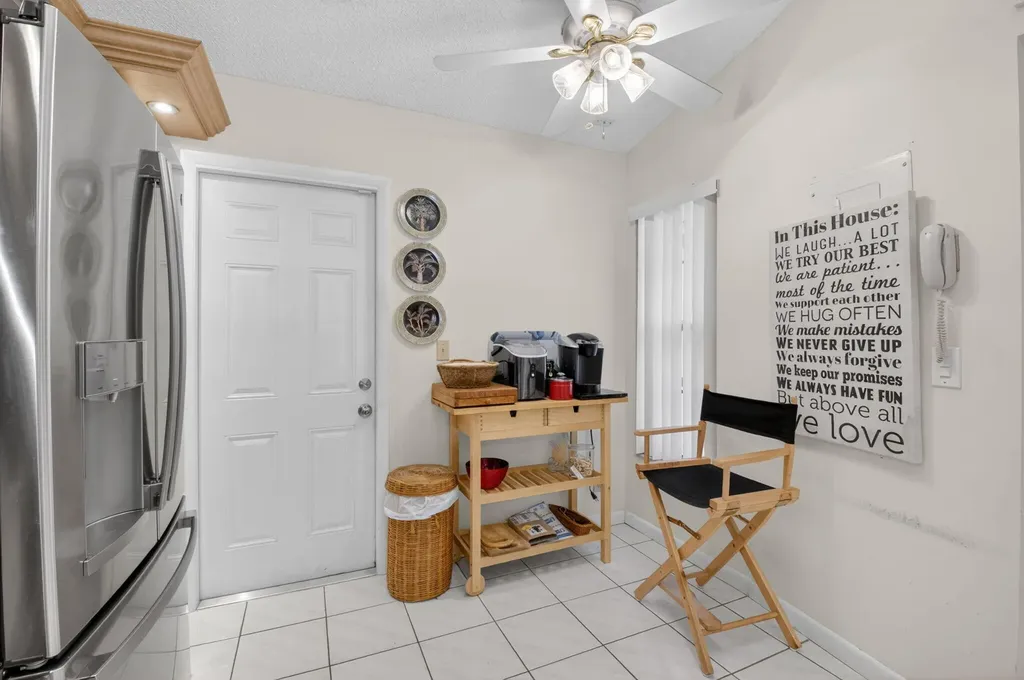 10039 Andrea Lane Boynton Beach FL 33437