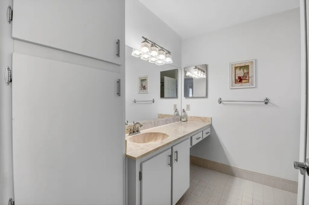 10039 Andrea Lane Boynton Beach FL 33437