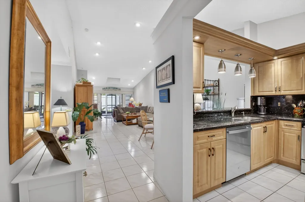 10039 Andrea Lane Boynton Beach FL 33437