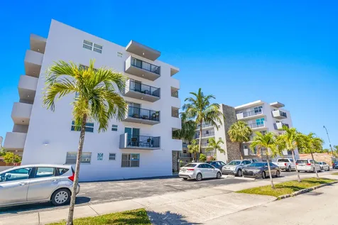 1750 Jefferson Street Hollywood FL 33020